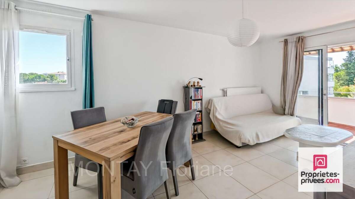Appartement à FREJUS