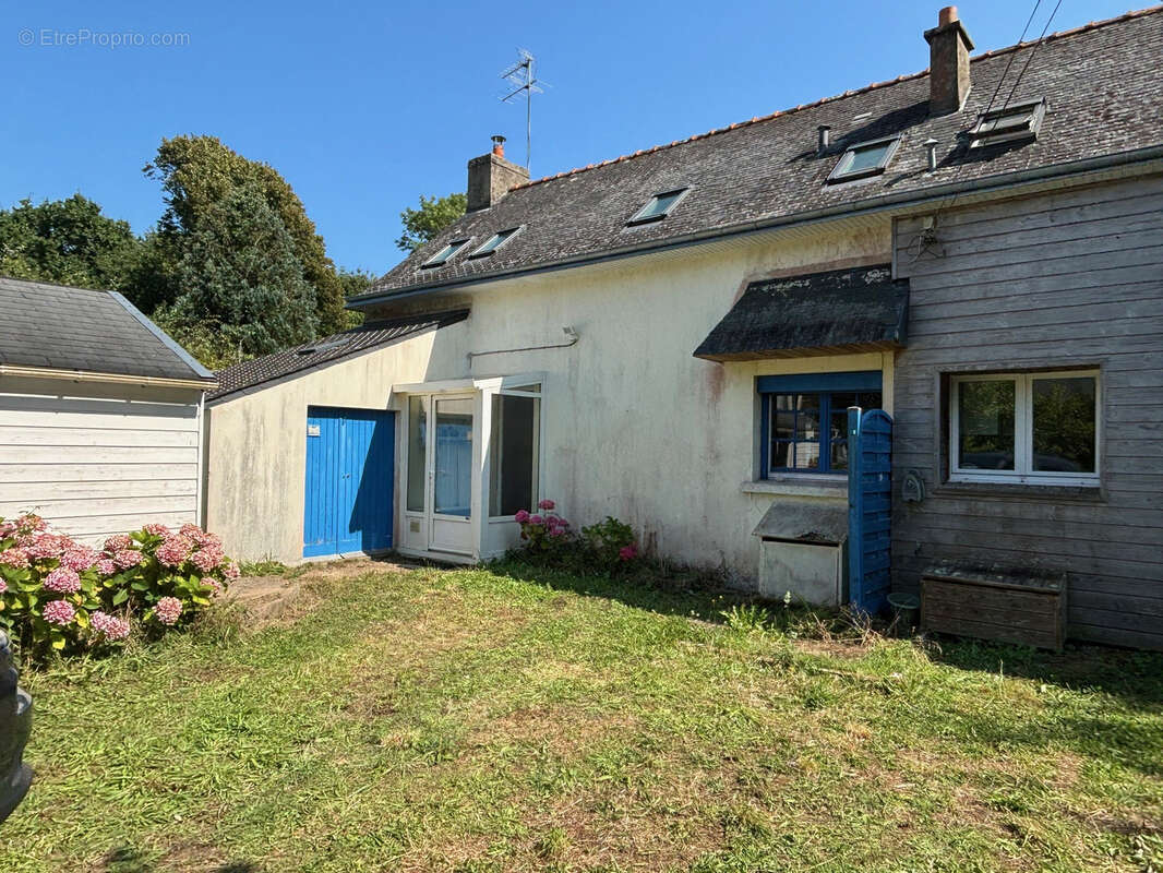 Maison à CLOHARS-CARNOET