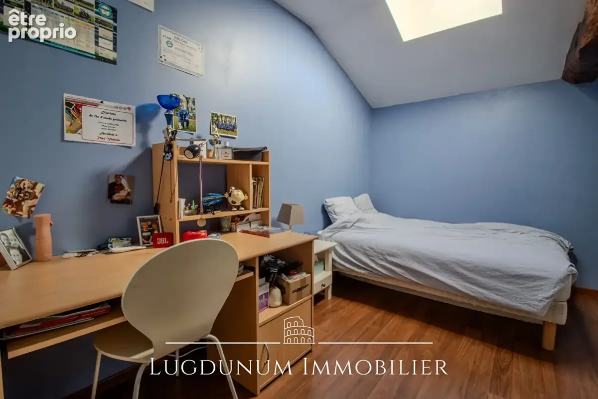 Appartement type 4 en plein centre ville - photo 8