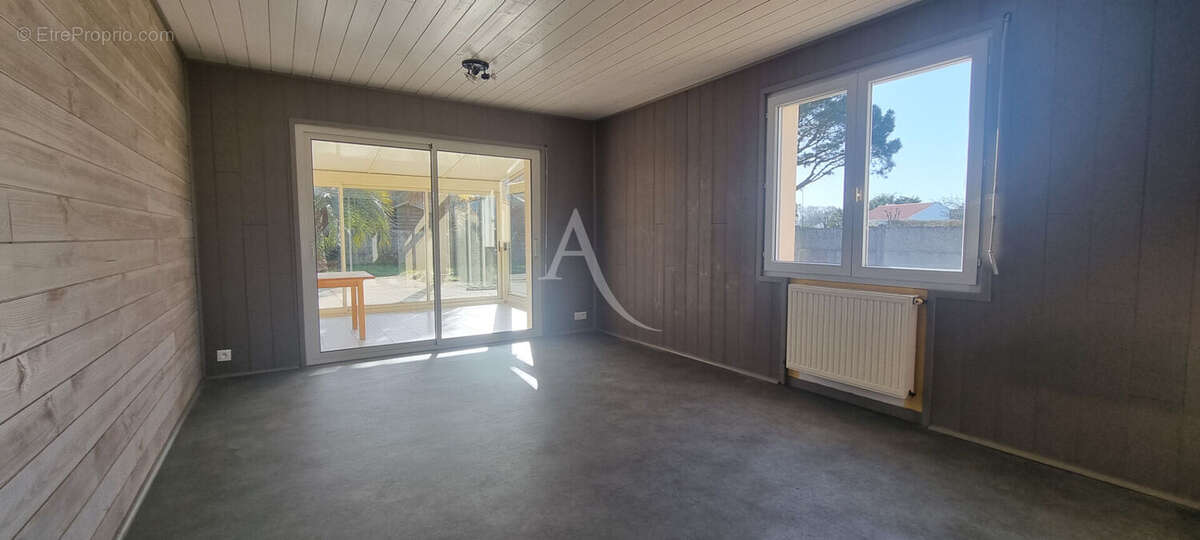 Maison à NOTRE-DAME-DE-RIEZ