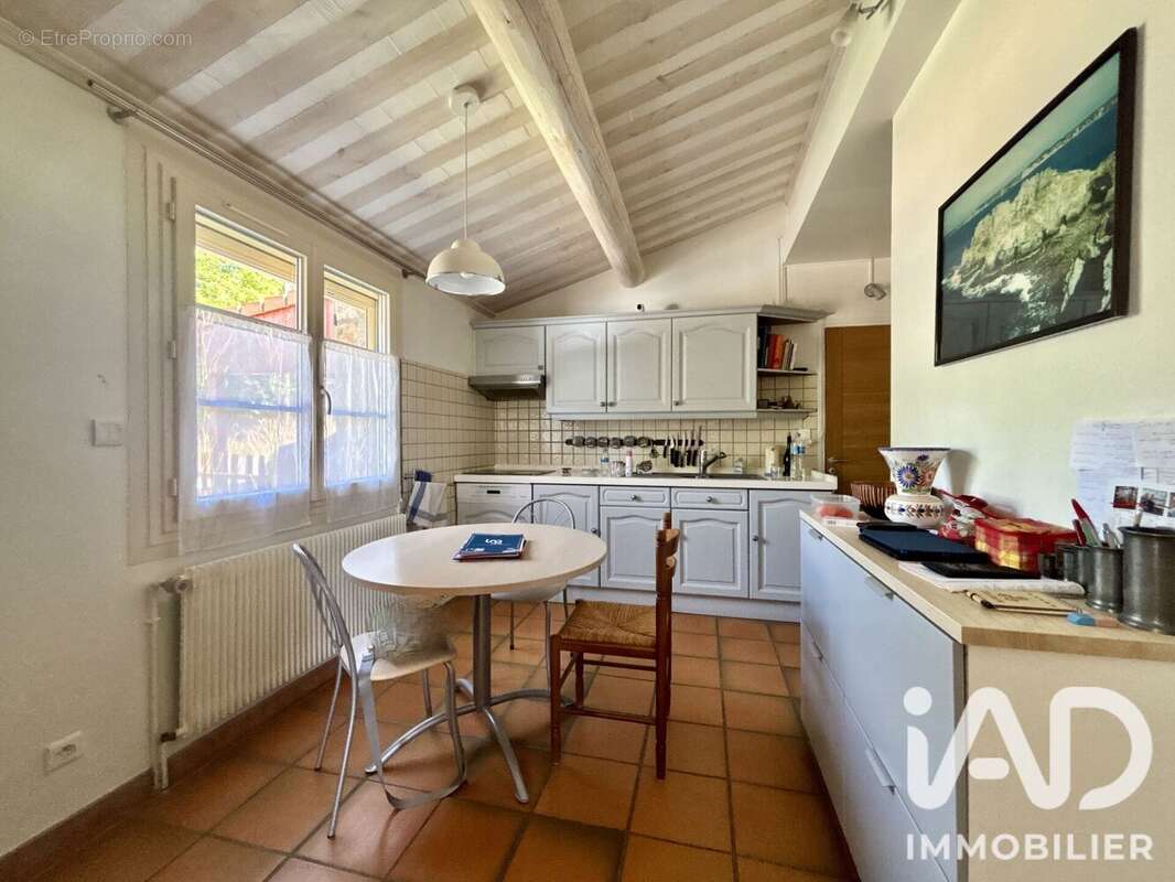 Maison 146 m² à Saint-Etienne-De-Boulogne  - photo 3