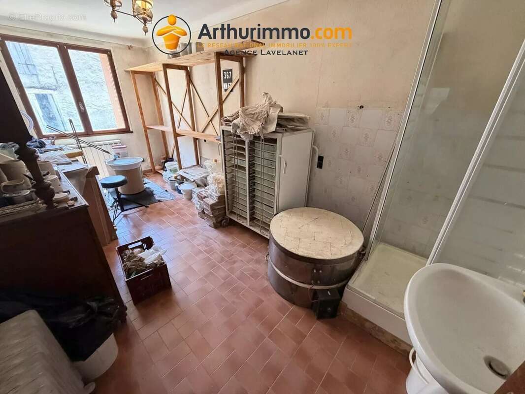 Maison familiale avec dépendances et terrain - 09300 villeneuves d'olmes - photo 8