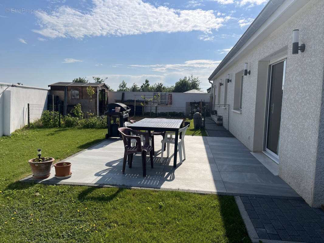 Maison à THOREY-EN-PLAINE