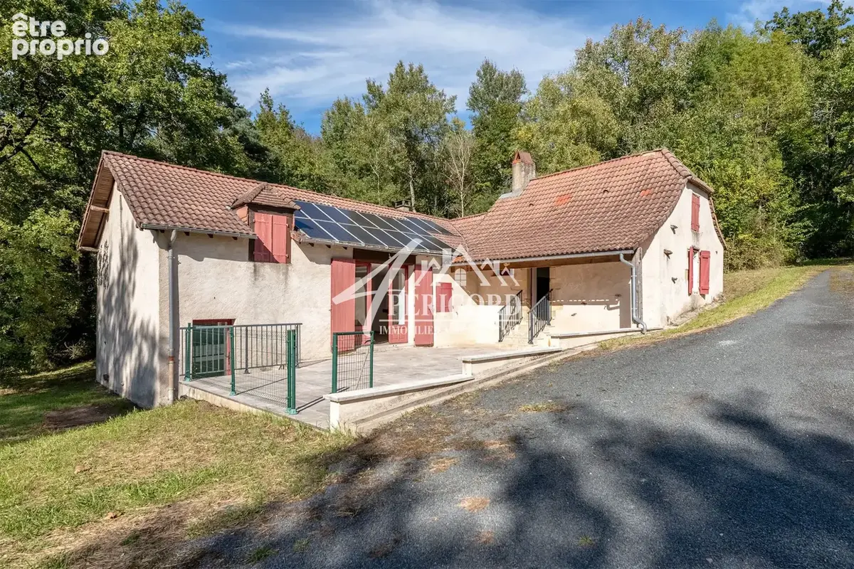 Maison 30 pièces 984 m² à vendre à Chatres (24120) - photo 2