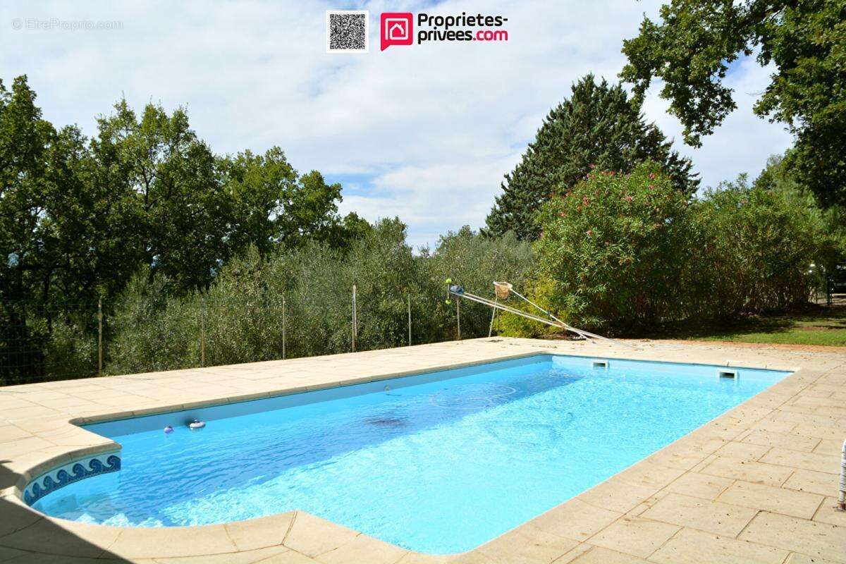 Maison à LE CANNET-DES-MAURES