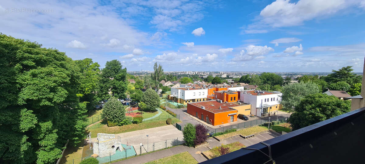 Appartement à LIMEIL-BREVANNES