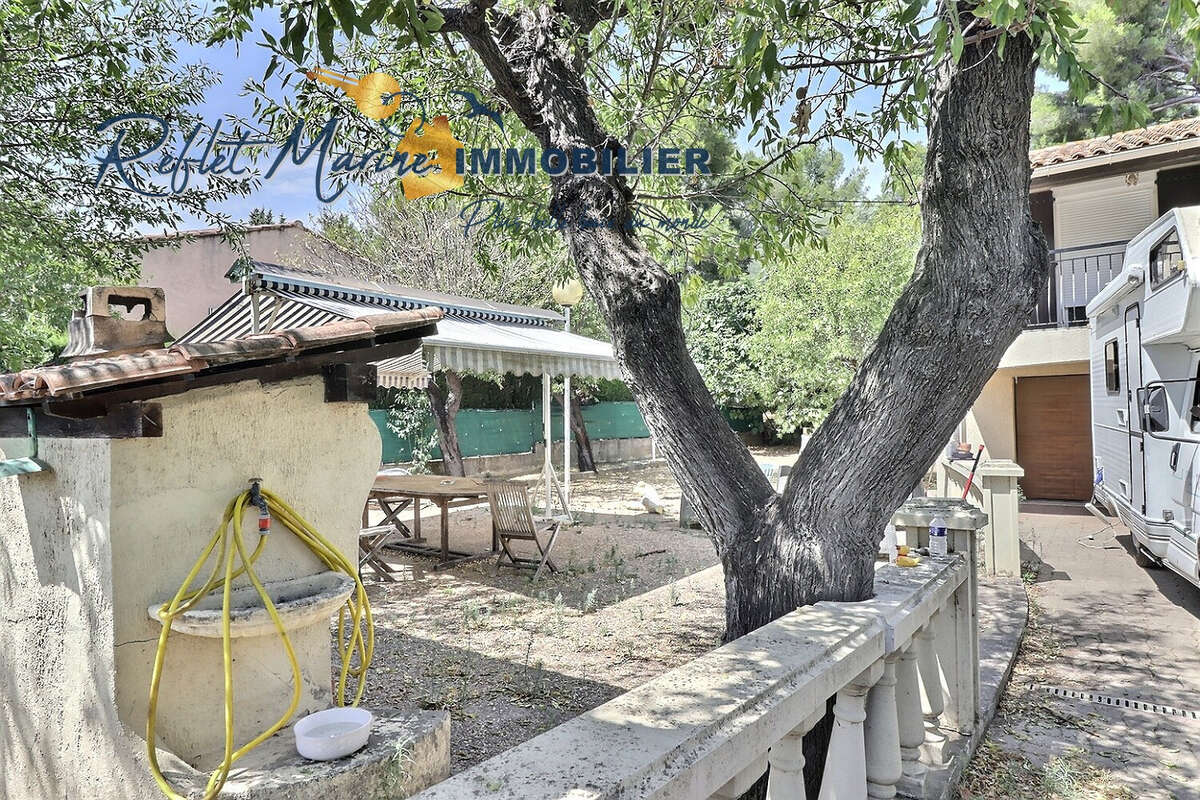 LA CIOTAT SAINT JEAN   RARE ! Maison 167 m2, terrain 1 078 m2 avec potentiel de division - photo 3