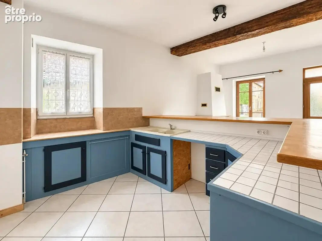 Maison de caractère de 113 m² avec sous-sol – Centre de Saint-Pourçain-sur-Sioule - photo 2