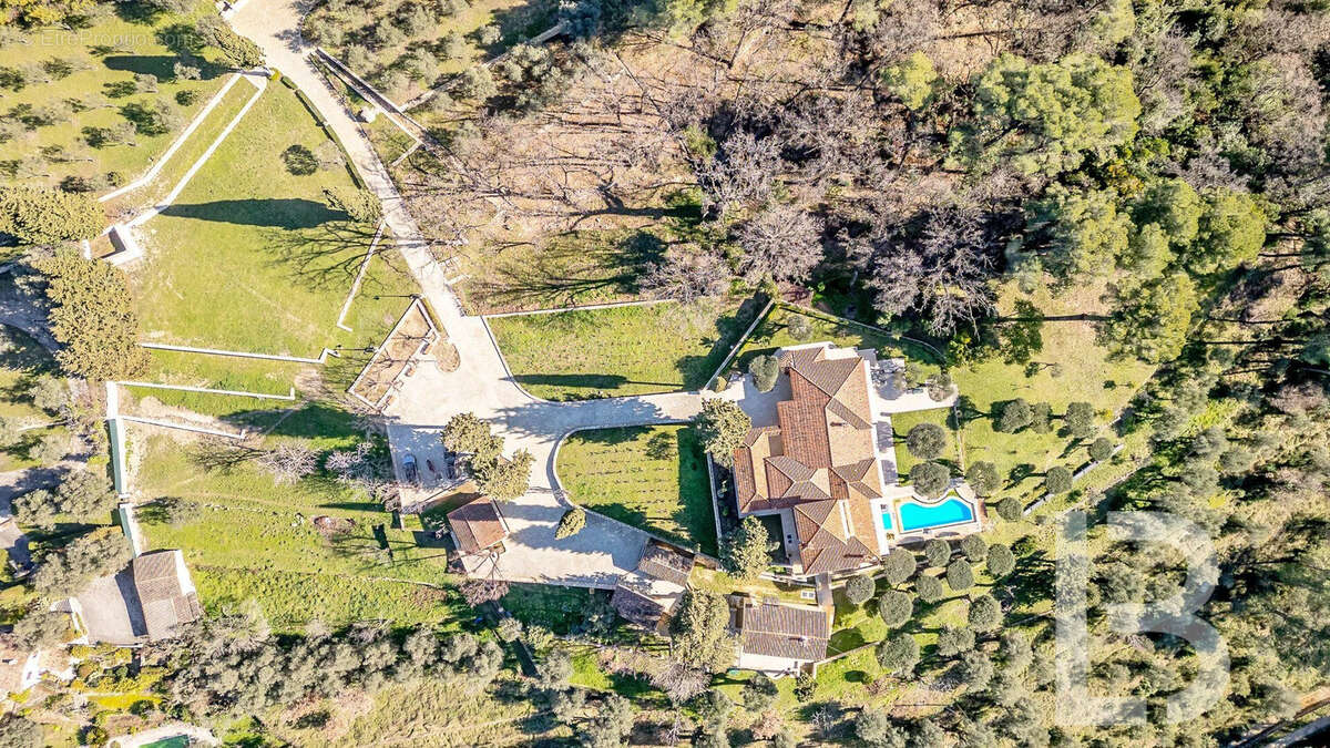 Maison à MOUANS-SARTOUX