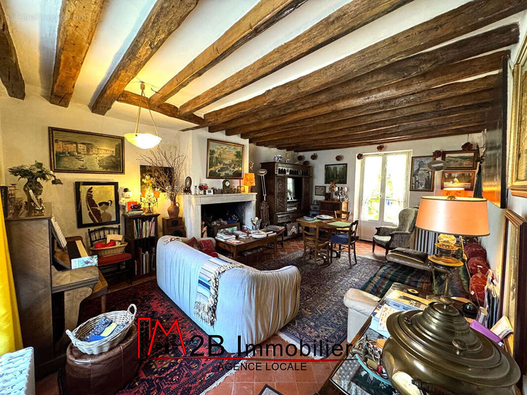 Maison à MONTEVRAIN