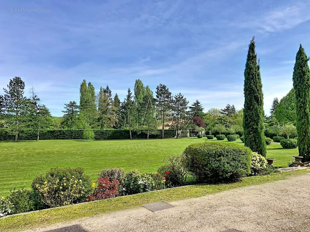 Maison à IVRY-LA-BATAILLE