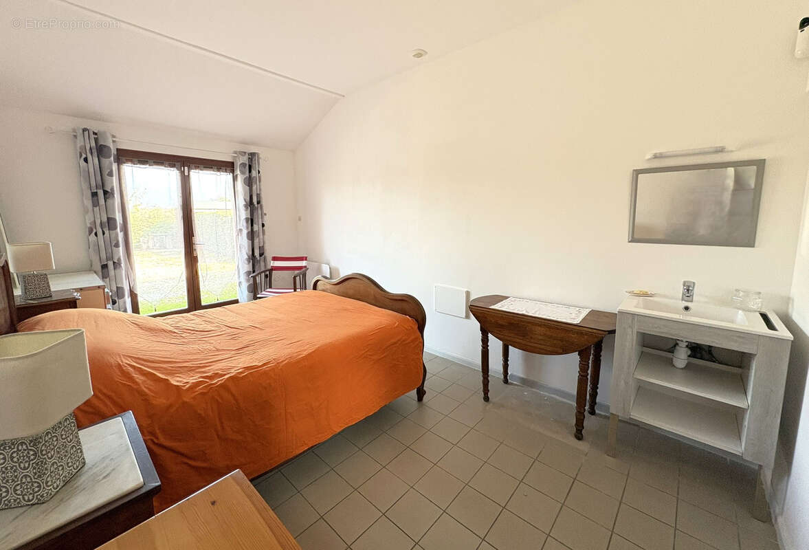 Maison à VILLARS-LES-DOMBES