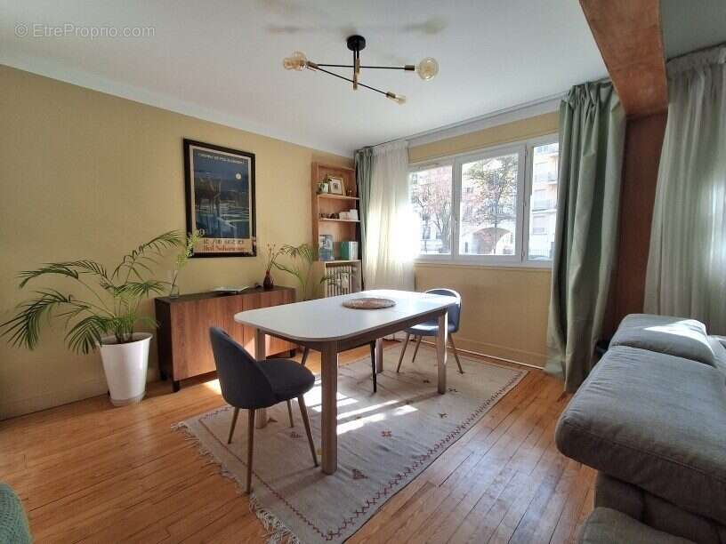 Appartement à VINCENNES