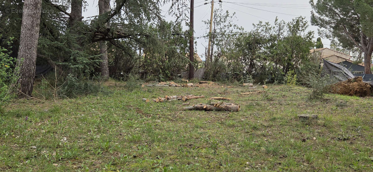 Terrain à SAINT-JEAN-DE-FOS