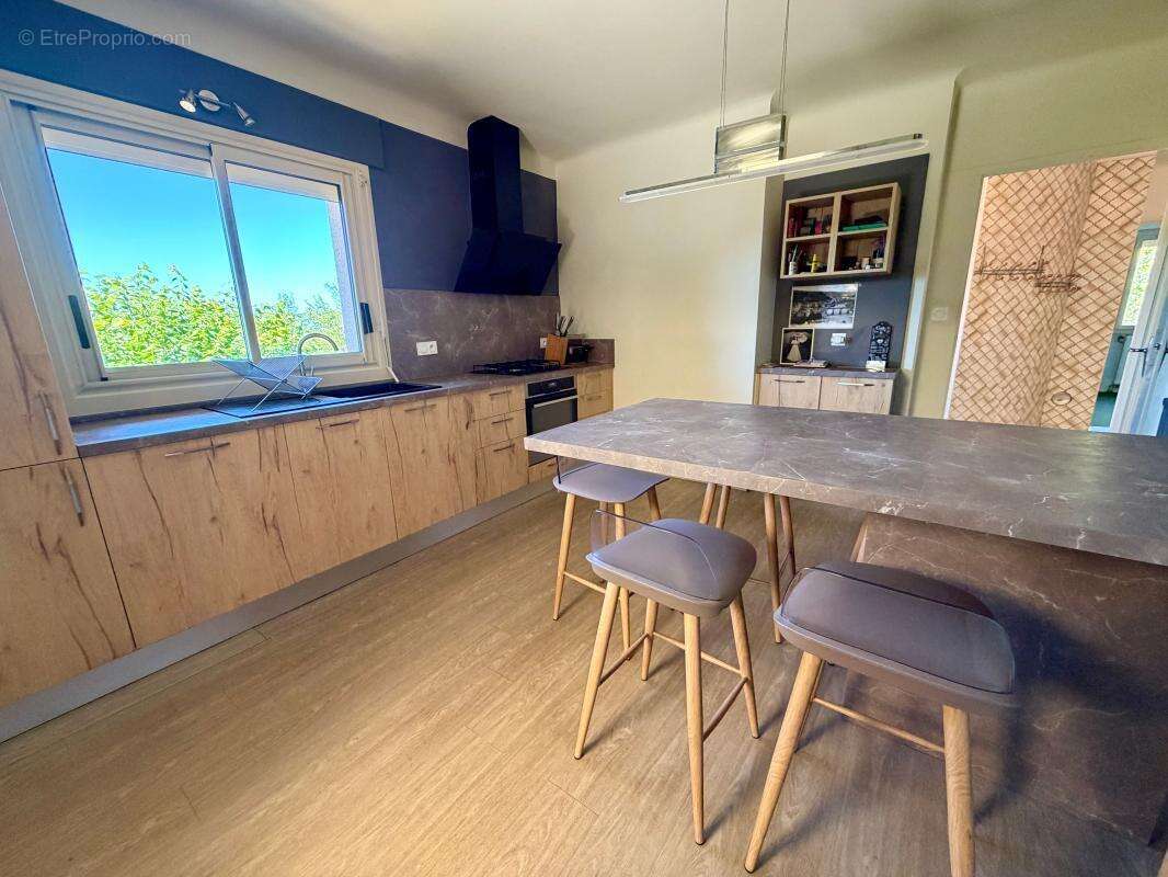 Maison au Bugue sur les hauteurs - photo 9