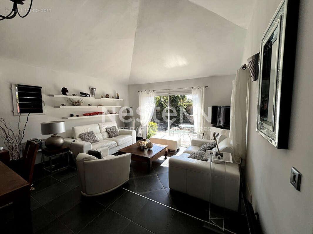 Maison à SAN-GAVINO-DI-CARBINI