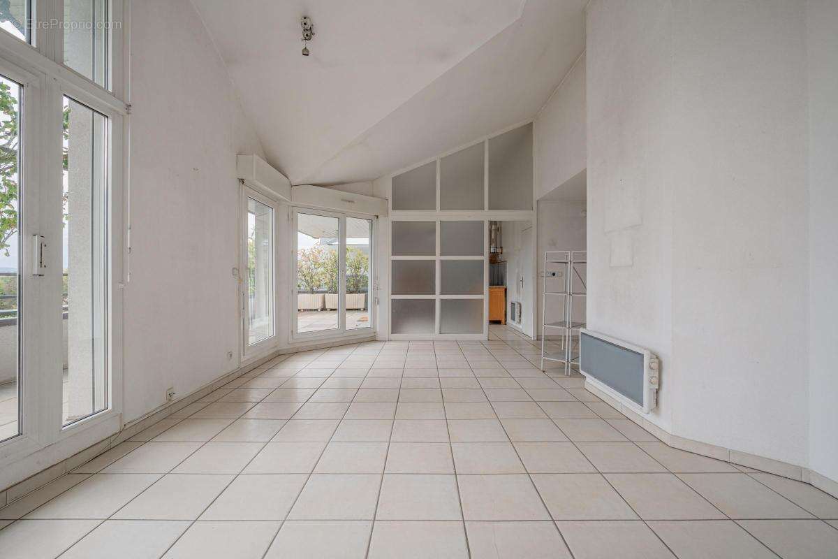 Appartement à MEYLAN