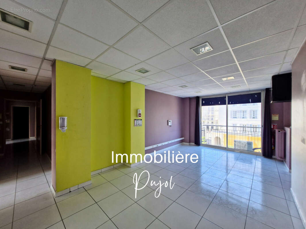 Commerce à MARSEILLE-1E