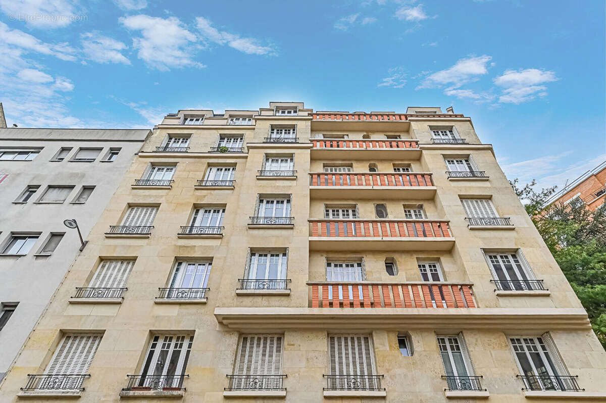 Appartement à PARIS-20E