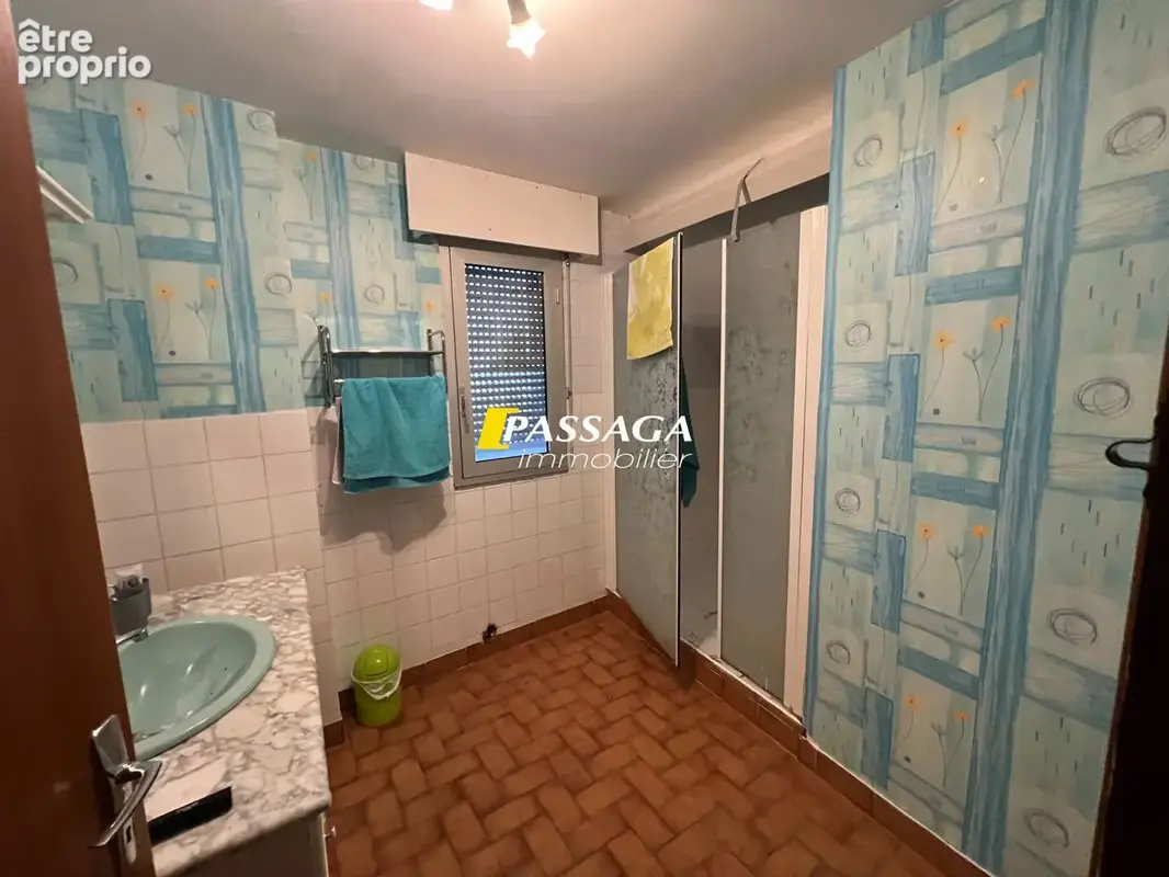 A VENDRE - Maison d'habitation avec jardin et garage - GAGES LE HAUT - photo 8