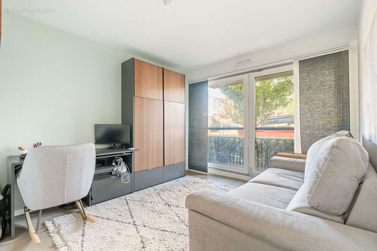 Appartement à COLOMBES