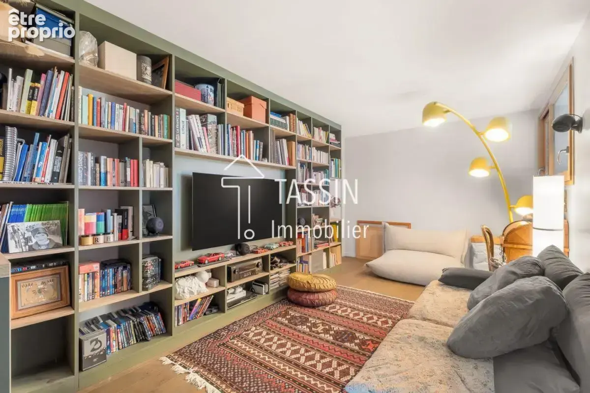 Tassin - Villa d'architecte au cœur d'un écrin de verdure - photo 8