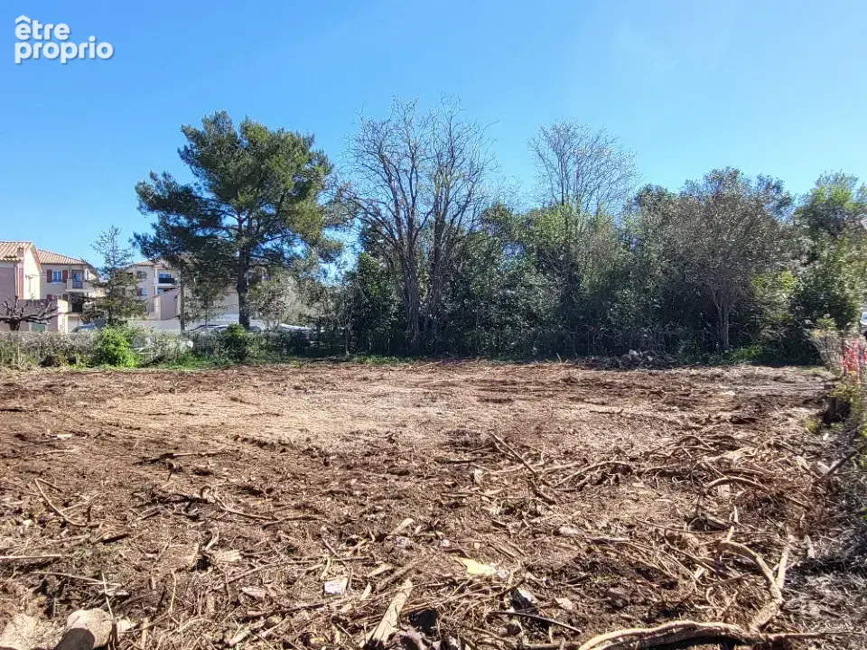 Terrain 270 m² à La Crau  - photo 2