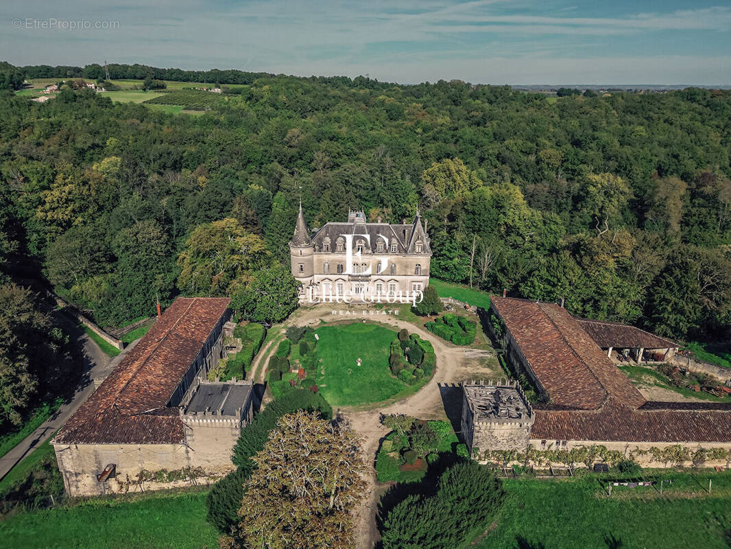 Maison à LOUZAC-SAINT-ANDRE