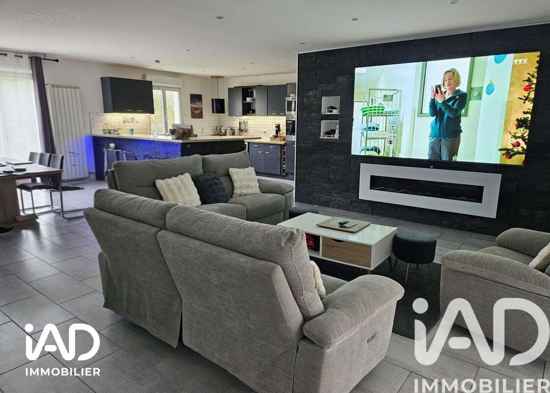 Photo 3 - Maison à VARAIZE