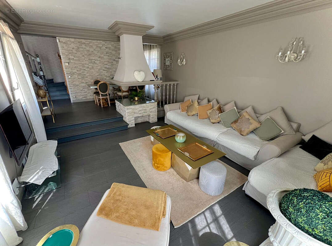 Maison à FONTENAY-EN-PARISIS