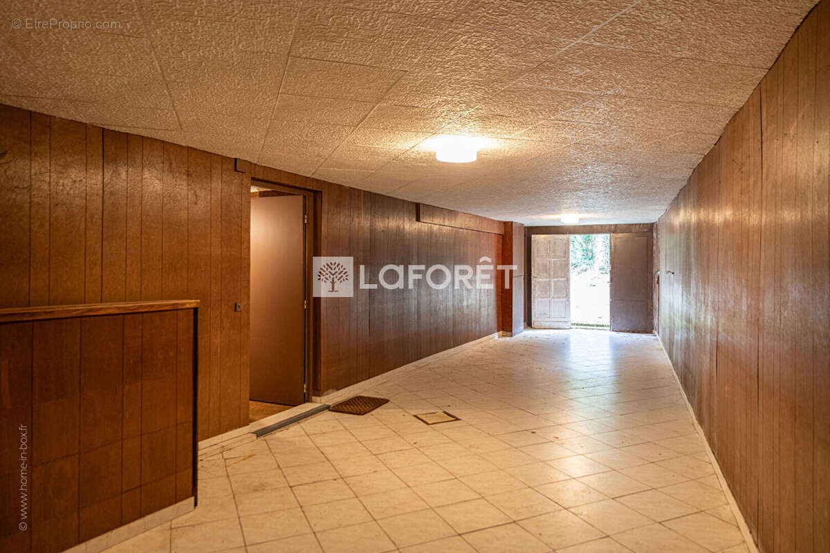 Maison à LA CELLE-SAINT-CLOUD