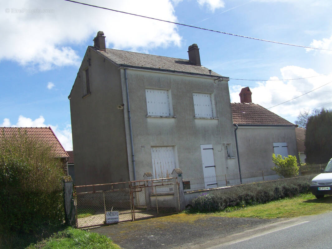 Maison à POULIGNY-NOTRE-DAME