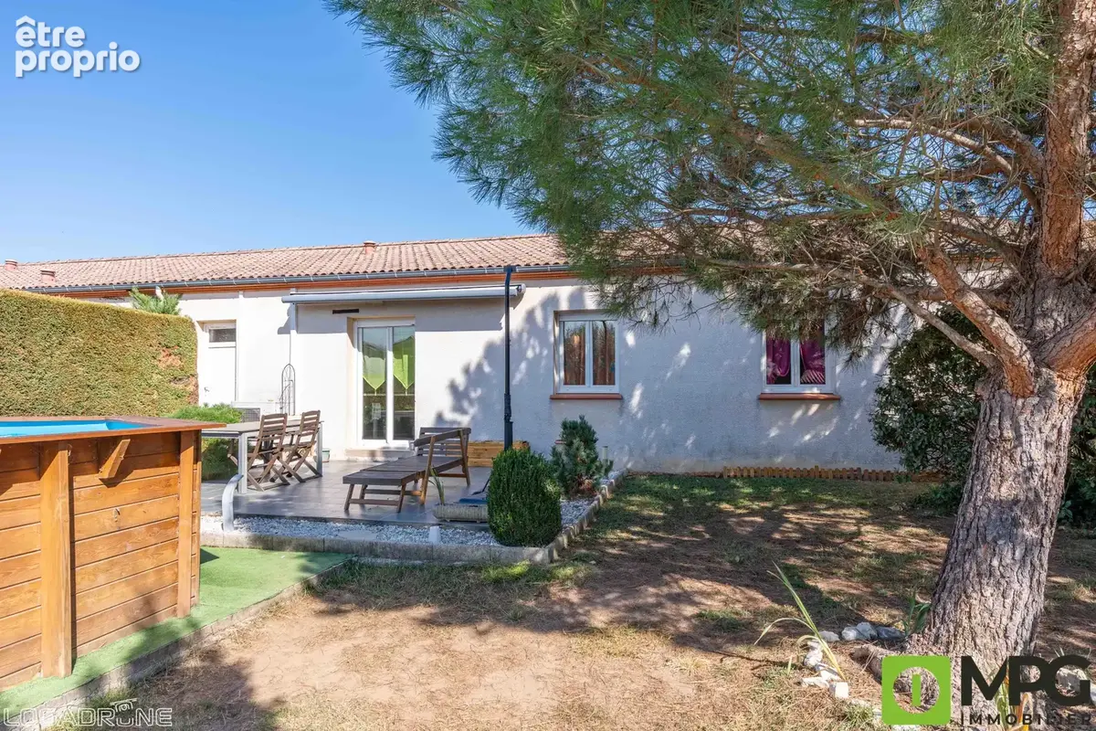 VILLENEUVE SUR LOT, maison de plain pied, 3 chambres, garage, jardin avec piscine hors sol - photo 1