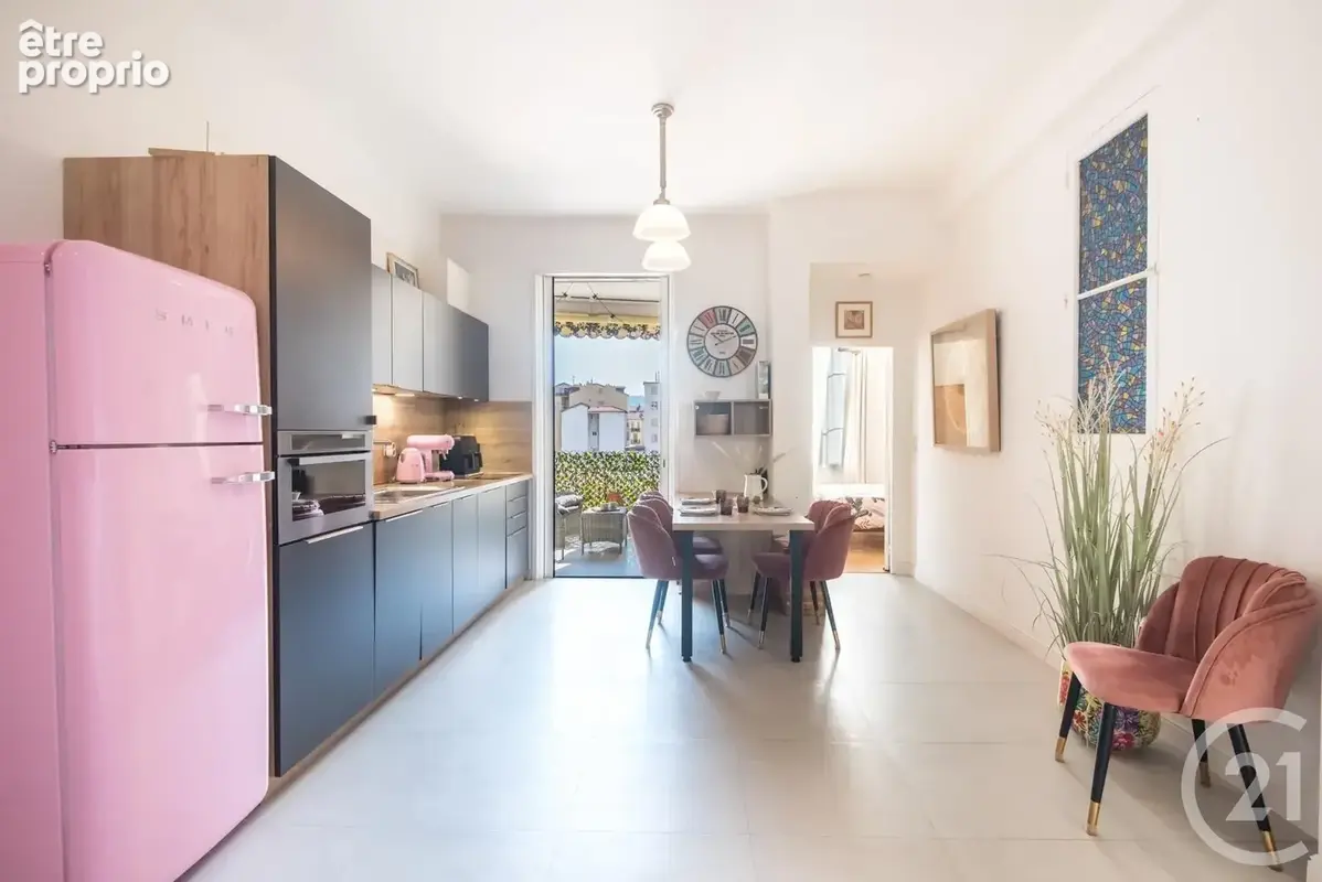 Appartement 69 m² à Nice  - photo 2