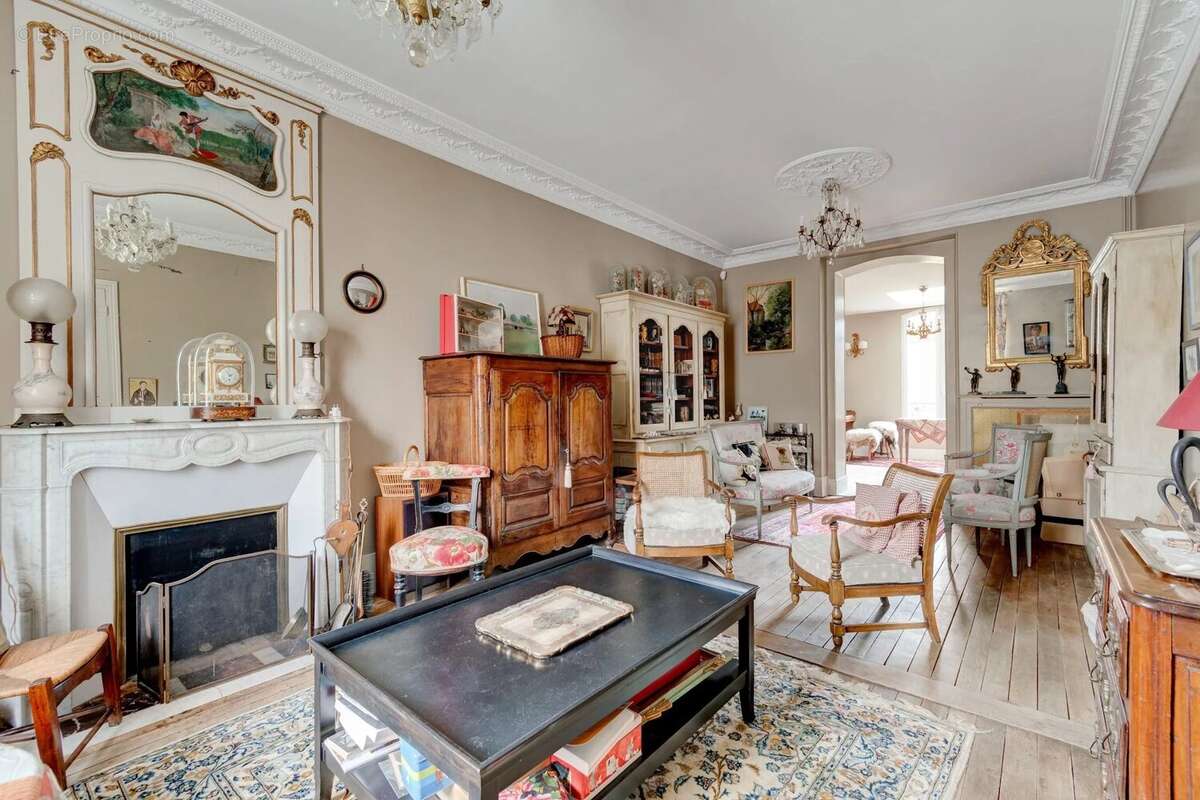 Maison à LA FERTE-ALAIS