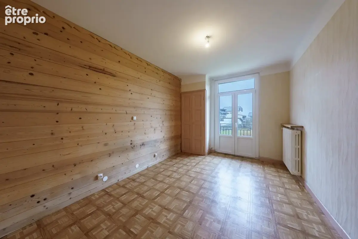 Appartement - 96,9m2 - 5 pièces - photo 4