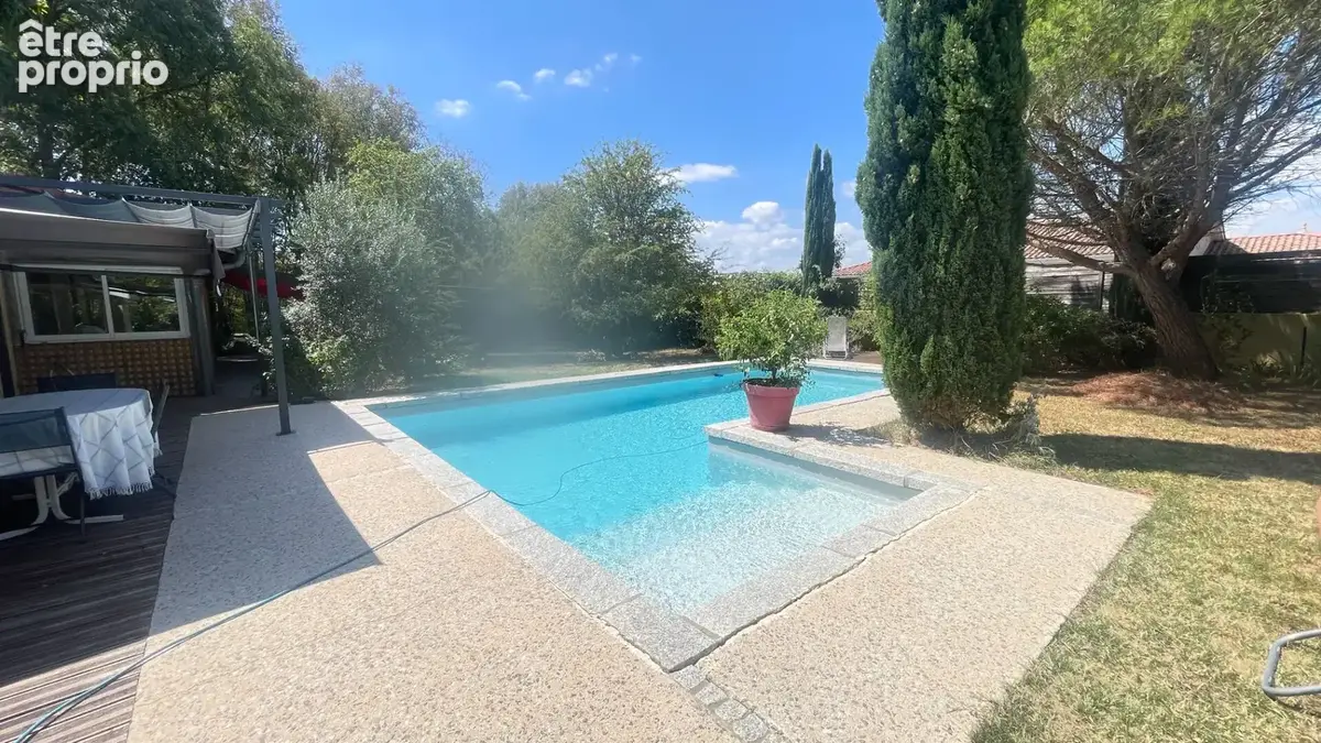 Maison 6 pièces 205 m² à vendre à Saint-Cyr-Sur-Le-Rhone (69560) - photo 4