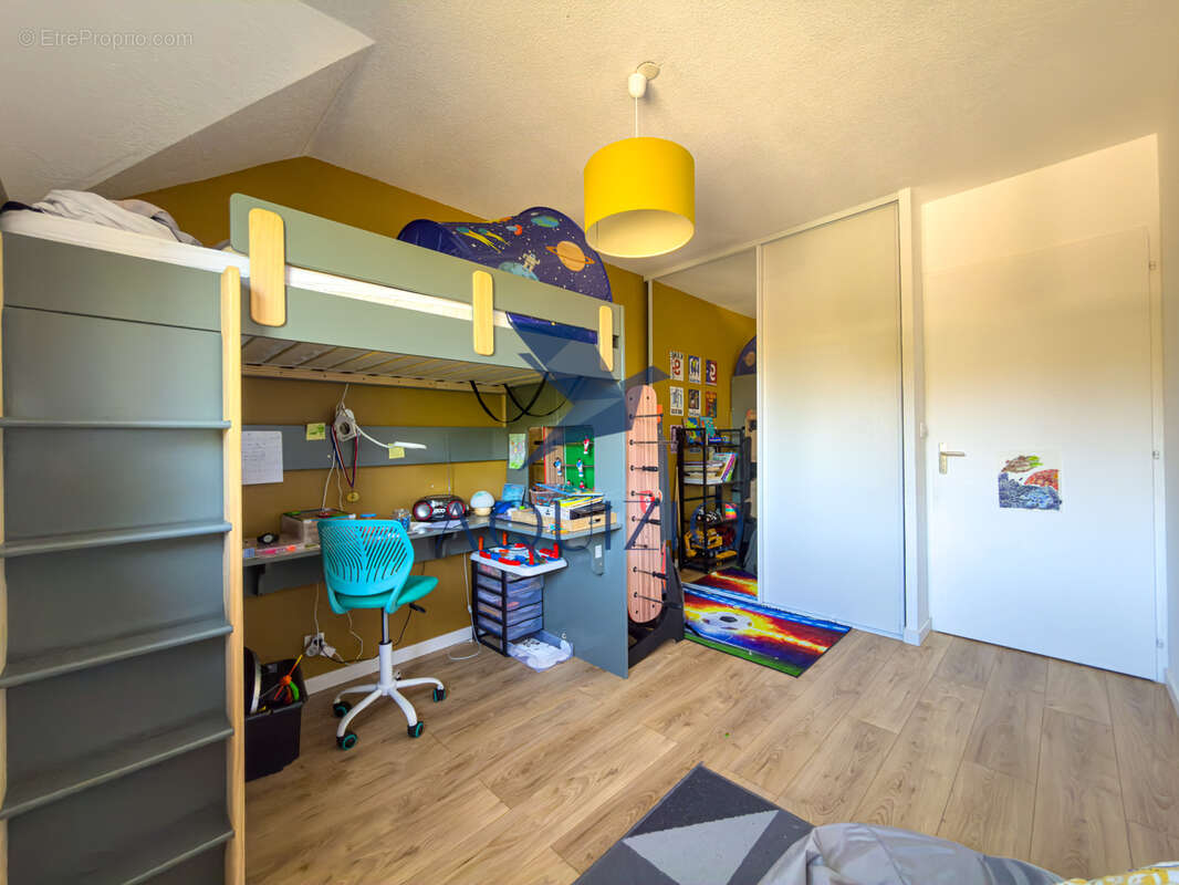 T4 en duplex idéalement situé - photo 13