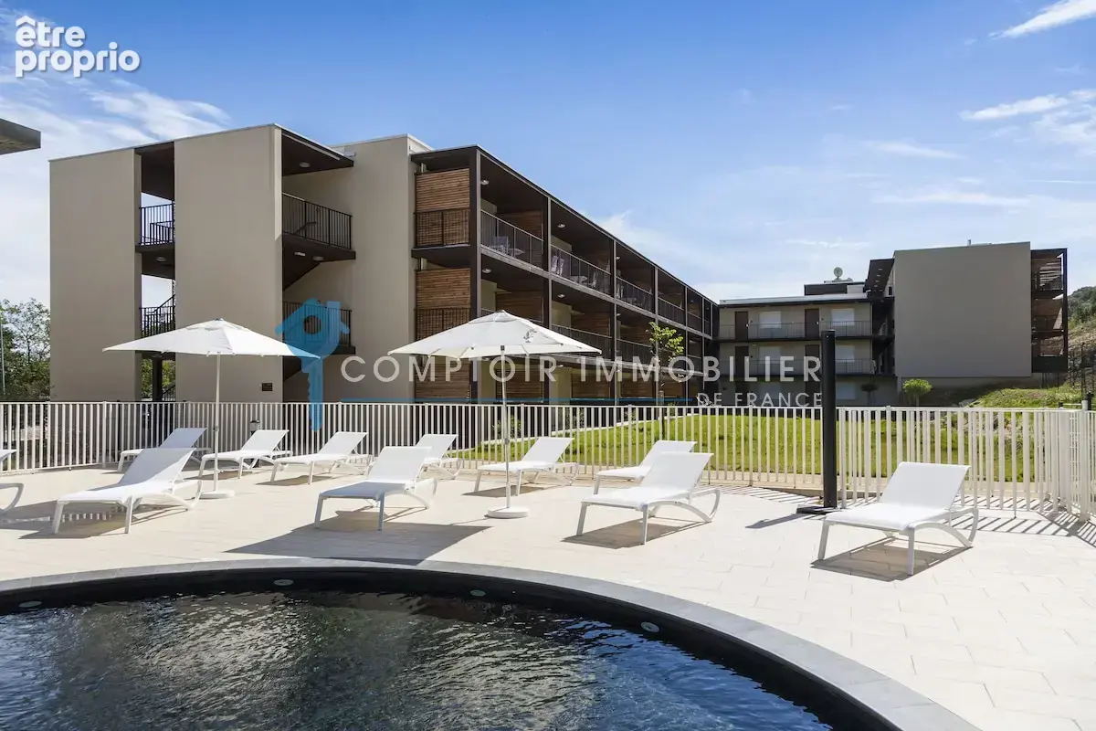 Appartement T3 avec terrasse et parking dans résidence sécurisée au Pont du Gard - photo 7