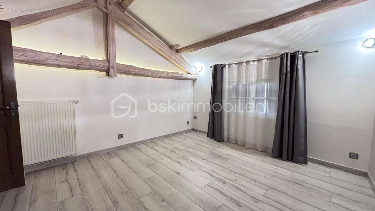 Maison à SAINT-SAUVANT