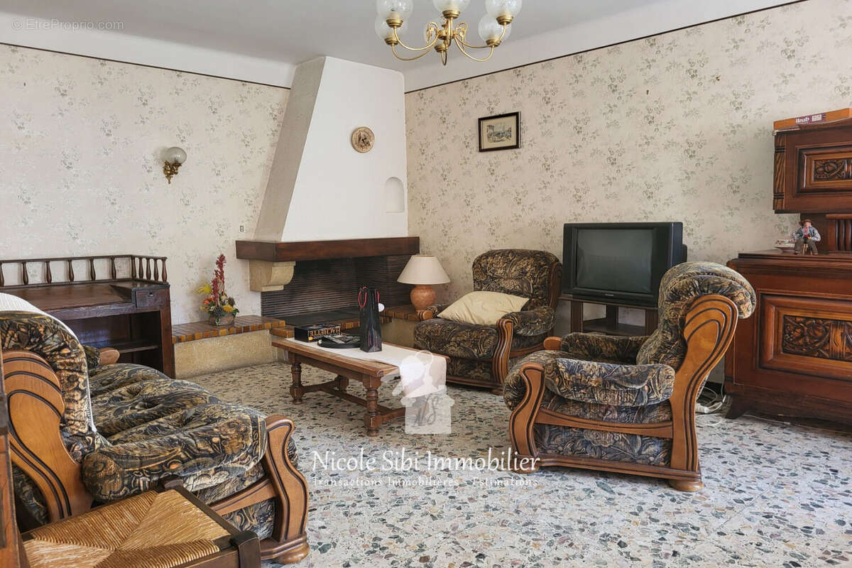 Maison à CORBERE-LES-CABANES