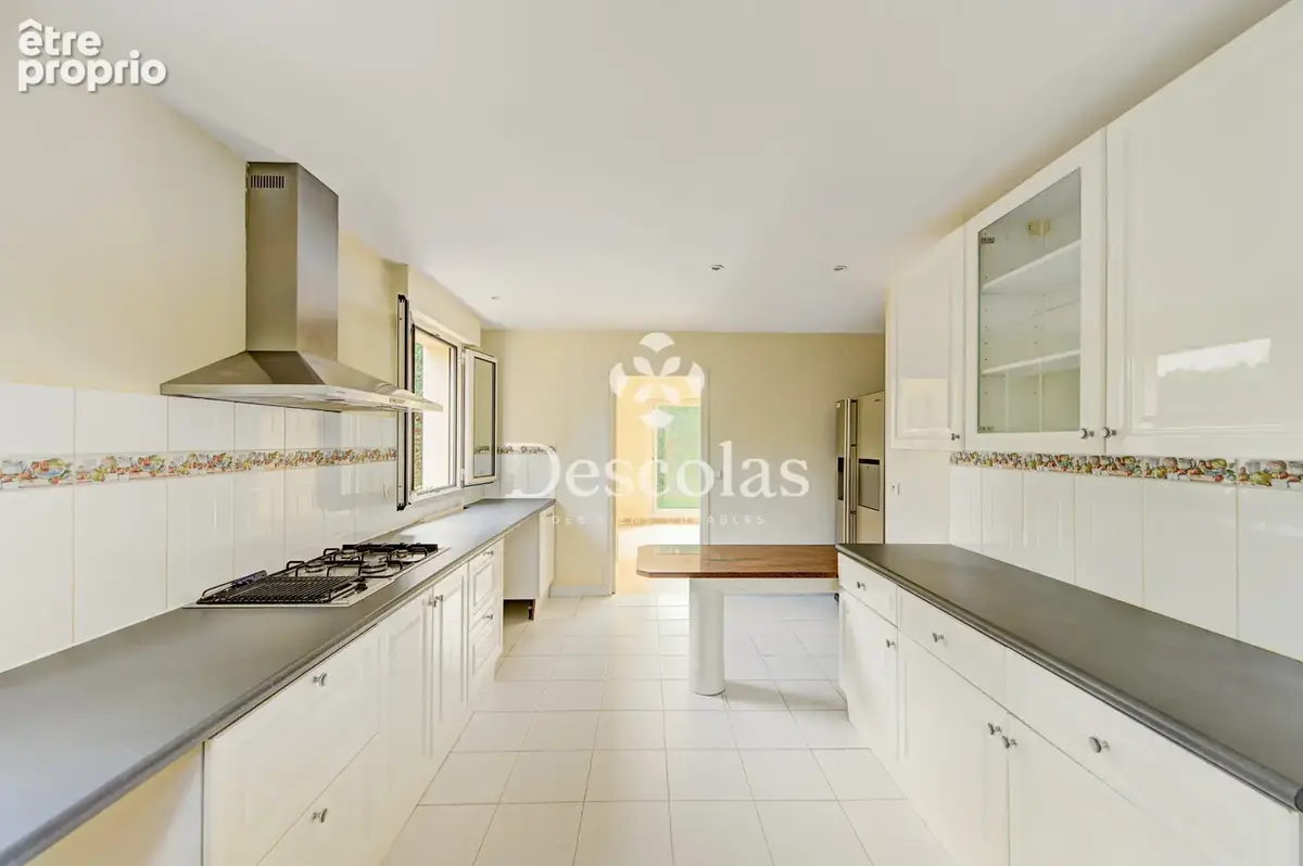 SAINT-GERMAIN-EN-LAYE Plateau - Maison familiale 181 m2 plein sud avec jardin - photo 15