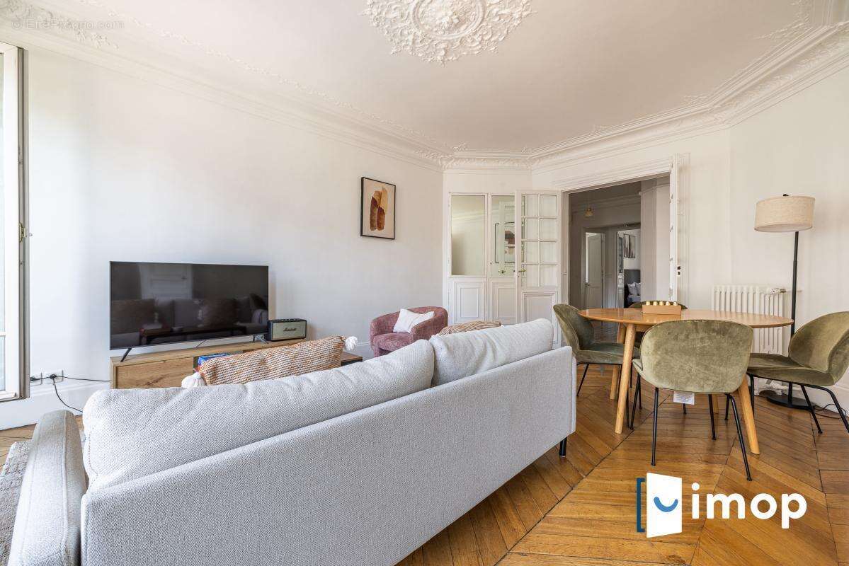 Appartement à PARIS-4E