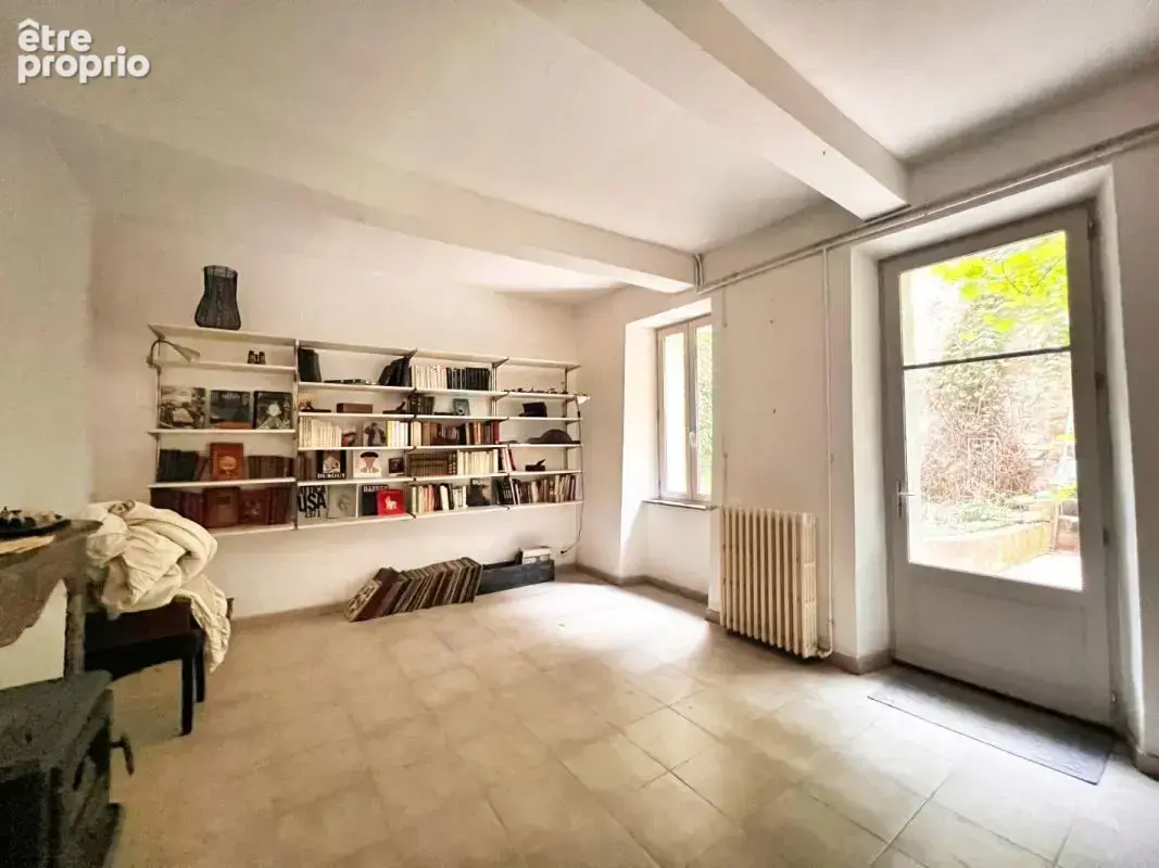 Maison 10 pièces 207 m² à vendre à Fabrezan (11200) - photo 2