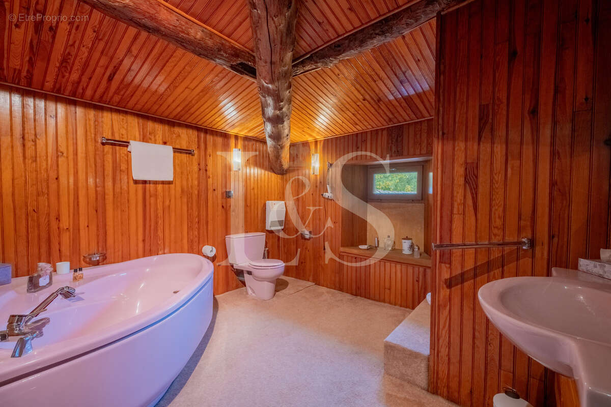 Maison à REILHANETTE