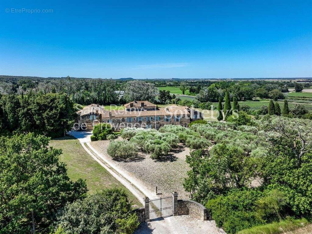 Au cœur des Alpilles, une propriété d’exception chargée d’histoire - photo 4