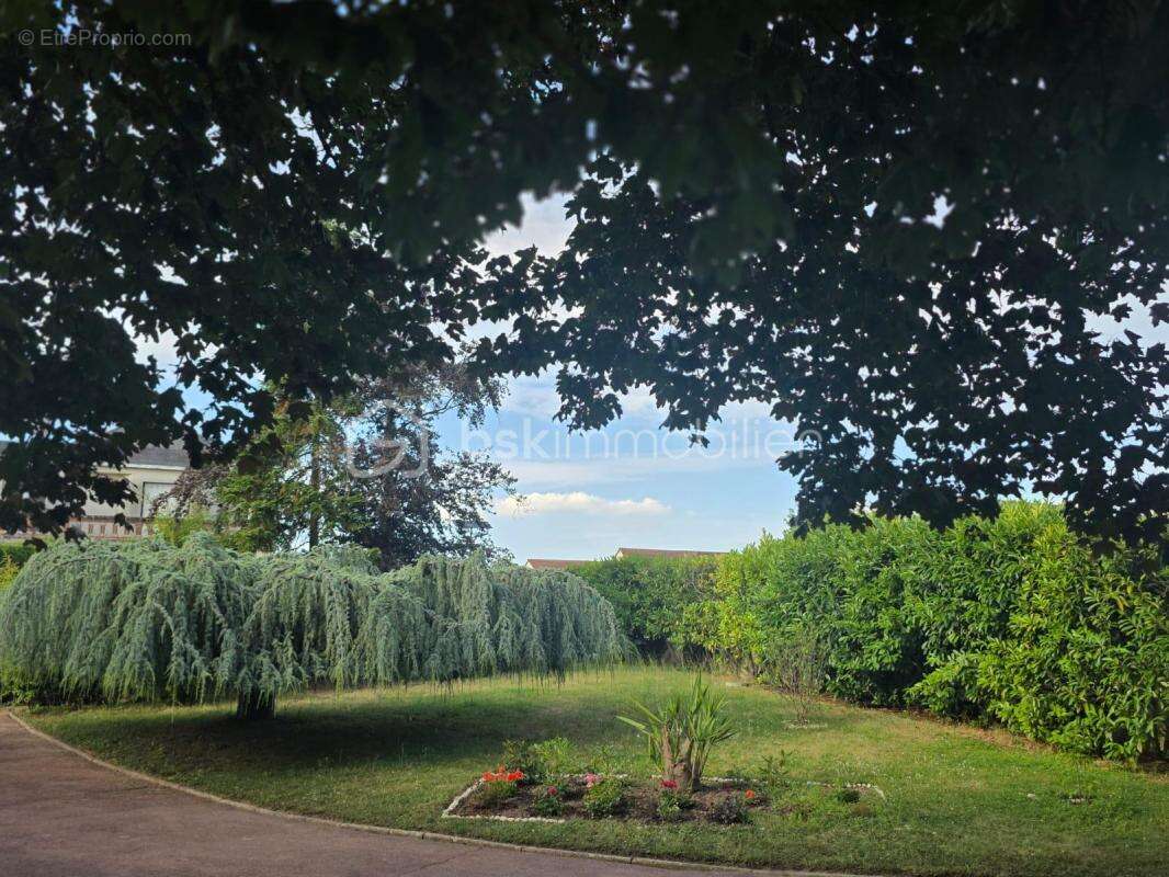 À vendre – Villa rénovée à Saint-Ouen - photo 23