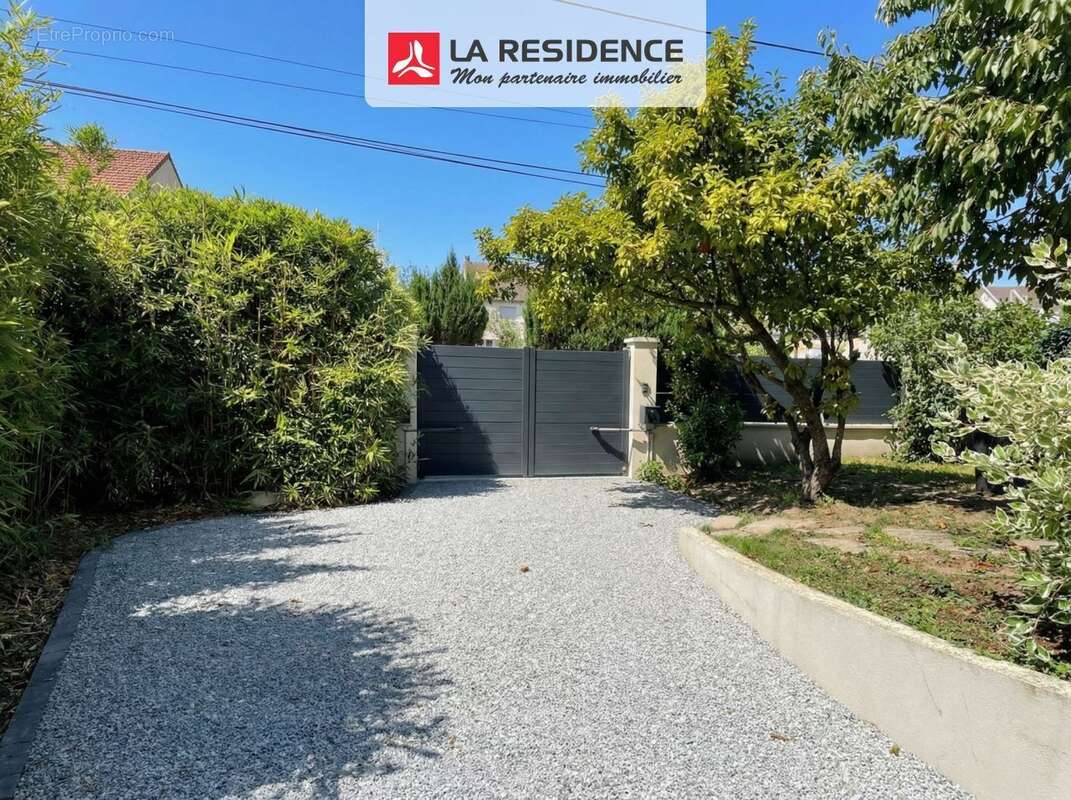 Maison à TRIEL-SUR-SEINE