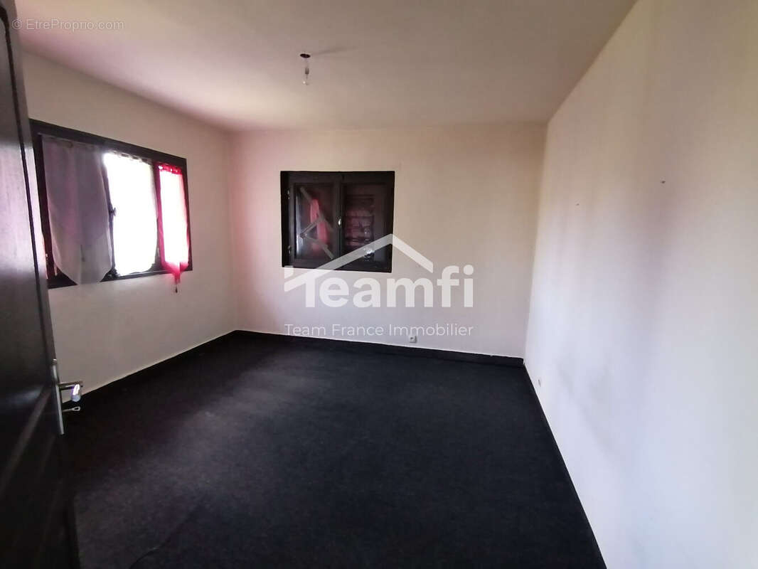 Maison à BAS-EN-BASSET