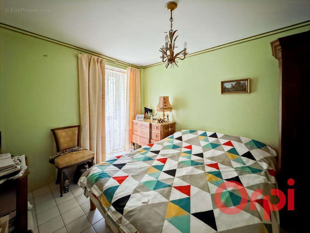 Maison à BRUERE-ALLICHAMPS